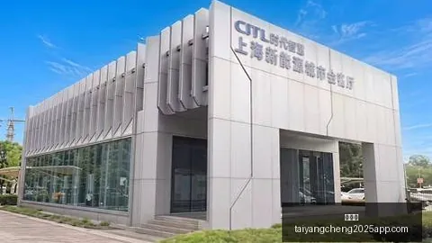 300 亚太媒体峰会首秀，副总裁于猛谈专业影像新篇章：大众与记录者同享精彩